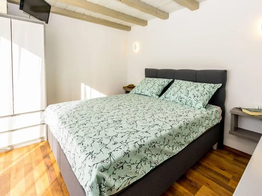 Villa Fairytale Cottage 2 By Istrialux Vidulini Croatia